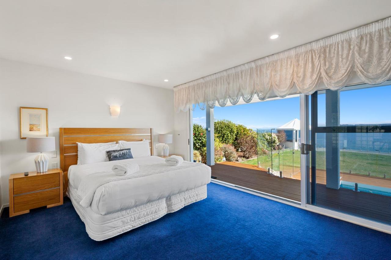 Spectacular Lakefront Home Lago Lago Taupo Exterior foto