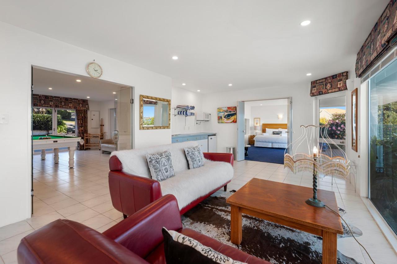 Spectacular Lakefront Home Lago Lago Taupo Exterior foto